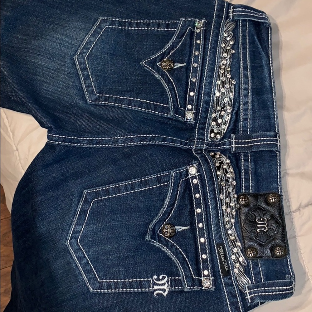 Like New Miss Me Blinged out bootcut jeans!